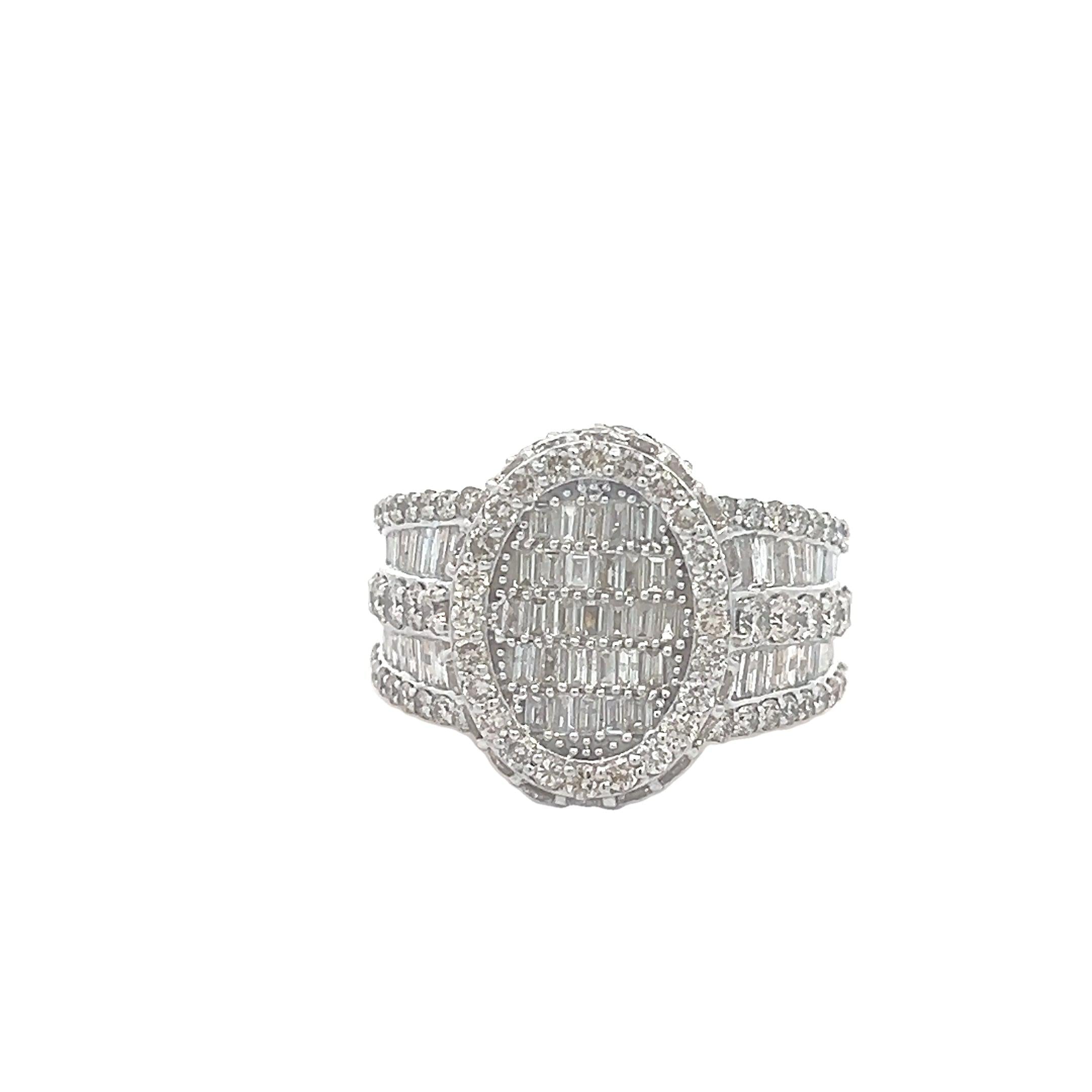 10K GOLD ROUND AND BAGUETTE DIAMOND RING 3.98 CT